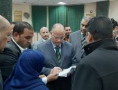 صور.. محافظ القاهرة يتفقد مركز خدمة المواطنين ويوجه بالاستجابة لكافة الشكاوى