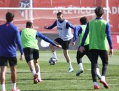 أتلتيكو مدريد يعلق تدريباته أسبوعين بسبب تفشى فيروس كورونا