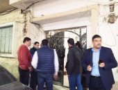 إغلاق 13 سنتر للدروس الخصوصية بحى شرق سوهاج.. صور