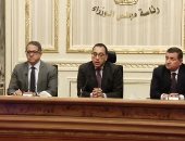 الحكومة: السماح للسائحين بمصر باستكمال برامجهم والمغادرة وفق توقيتاتهم
