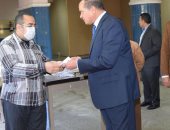 جامعة سوهاج تتبنى مبادرة لتصنيع "الكمامات" للوقاية من فيروس كورونا المستجد