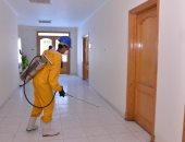 تعقيم مبنى الديوان العام فى أسيوط لمواجهة فيروس كورونا .. صور