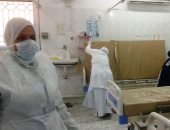 صور.. تعقيم مستشفى الصدر والحميات بالزقازيق احترازيا ضد الفيروسات