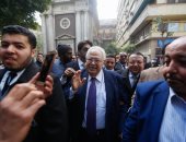 رجائى عطية يفوز بمنصب نقيب المحامين بعد معركة شرسة.. ويؤكد: زملائي قالوا نعم للأمل والكرامة.. والعلاج والمعاش أولوية.. لطفى والصغير وسالمان لعضوية المجلس عن الإدارات القانونية.. و"الزهراء" تعيد مقعد المرأة