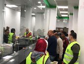 تعقيم الأماكن العامة والمواقع الخدمية ووسائل المواصلات بكفر الشيخ.. صور