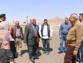 محافظ جنوب سيناء يطمئن على حالة الأسواق وتوفر السلع الغذائية