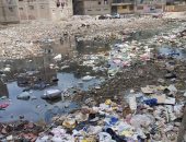 أهالى شبين القناطر يشكون انتشار القمامة خلف موقف مسطرد