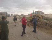 صور.. الانتهاء من حملة نظافة بحى الكرامة بالعريش فى شمال سيناء 