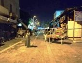 تكاتف شعبى بأسوان لمواجهة فيروس كورونا.. تعليق الأسواق الأسبوعية وفض السويقات وإجراءات رادعة للمخالفين.. والمحافظ يشيد باستجابة الملتزمين بقرارات الحكومة.. ورؤساء المراكز يتابعون تطبيق الإجراءات.. صور