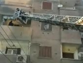 صور.. الداخلية تنقذ 12 محتجزا فى عقار منهار بالشرقية