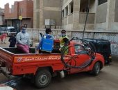 أهالى قرية سبك الضحاك بالمنوفية يعقمون الشوارع والمحلات التجارية