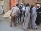 مبادرة شبابية لتعقيم وتطهير المساجد والكنائس بقرية السلطان حسن بالمنيا