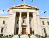 جامعة القاهرة: أستاذ بكلية العلوم يقدم أبحاثا تخص أدوية لعلاج فيروس كورونا