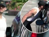 شاهد.. بوسة تجمع اورلاندو بلوم وكاتي بيري فى محطة بنزين