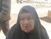 فيديو وصور.. مأساة سيدة عجوز تفحم منزلها بالإسماعيلية وتطلب المساعدة لترميم بيتها
