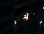 ارحمنا يارب.. سكان فيصل يتضرعون بالدعاء من شرفات المنازل لمواجهة كورونا (فيديو)