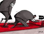 كاريكاتير صحيفة إماراتية.. الإخوان يمهدون أراضى الوطن العربى للإحتلال التركى