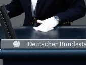 إجراءات احترازية داخل البرلمان الألمانى لمكافحة فيروس كورونا