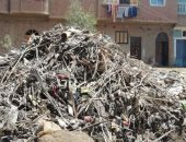 سيبها علينا.. شكوى من انتشار القمامة بقرية الحجة بحرية بسوهاج