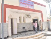 صور.. محافظ أسيوط يقود حملة تعقيم مستشفى الحميات وماكينات الصرف الآلى