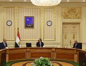 رئيس الوزراء يتابع إجراءات السلامة لعاملى قطاع الإنشاءات ومواجهة فيروس كورونا