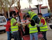 شباب قرية نجع حمادى بقنا يطهرون الشوارع ضد فيروس كورونا