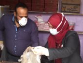 صور.. تحرير 12 محضر ومخالفة فى حملة تفتيش على المحلات والأسواق فى الوادى الجديد