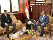 وزير التنمية المحلية ومحافظ الدقهلية يستعرضان خطة تطوير إدارة المخلفات بالمحافظة