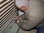 محافظ الغربية يقرر إغلاق محلات تجارية لمخالفتها حظر التجوال بكفر الزيات