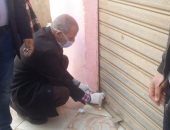 غلق وتشميع محلات تجارية مخالفة فى تلا بالمنوفية واستمرار عمليات التطهير