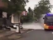 إندونيسيا تطهر شوارعها من فيروس كورونا باستخدام شاحنات عملاقة لضخ المطهرات