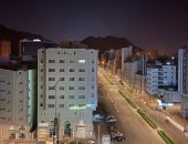 قارئ يشارك صوره لخلو شارع مكة من المارة تنفيذا لقرار الحظر بالسعودية 