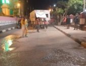 رش وتطهير الشوارع العامة والميادين بمركز ومدينة مغاغة فى المنيا