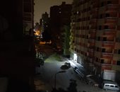 تنفيذا لقرار الحظر شارع الزهراء بعين شمس خالى من المارة