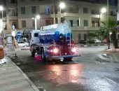 صور.. تطهير وتعقيم الطرق الرئيسية وعدد من المصالح الحكومية بسوهاج