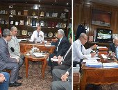 ماذا فعل المحافظون لتسهيل صرف المعاشات للمواطنين؟.. القليوبية والغربية يخصصان 34 مدرسة لمواجهة الزحام.. والمنيا توفر كراسى أمام الصراف الآلى.. الشرقية والدقهلية يستعينان بمراكز الشباب..والبحيرة تخصص استاد رياضى