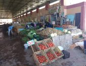 توفير سيارتين لبيع الخضروات والفاكهة للمواطنين بأسعار مخفضة فى مدينة سفاجا 