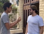 مصطفي حجاج ينضم إلى تطبيق "تيك توك".. ويعلق: ساعة الحظر ماتتعوضش