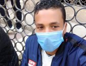 ضمن مباردة "اليوم السابع" للوقاية من كورونا.. مصطفى يرتدى الكمامة للحد من العدوى   
