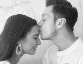 مسعود أوزيل يرزق بمولودته الجديدة "أيدا" ويعلق: ستكون طفلة حسنة لمجتمعها