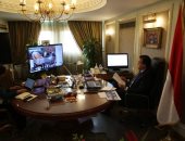 وزير التعليم العالى يشارك فى حوار افتراضى لبحث أزمة فيروس كورونا المستجد