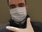 بالكمامة والجوانتى.. "إيهاب" يشارك فى مبادرة اليوم السابع للوقاية من كورونا