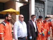 "مستقبل وطن" ينظم حملة لتعقيم البنوك والمحال و400 شقة سكنية بمصر الجديدة