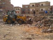 نقل 7 أطنان قمامة من المقالب العشوائية بالشرقية للمدفن الصحى بالخطارة
