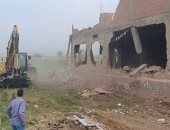 محافظة سوهاج: إزالات فورية لـ 20 تعديى وغلق قاعة أفراح مخالفة للحظر