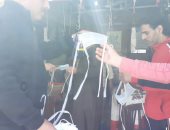 فيديو وصور .. توزيع الكمامات والقفازات على أصحاب المحال ومراقبة الأسعار بكفر الشيخ
