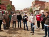 فيها حاجة حلوة.. شباب بنى سويف فى حملة لتعقيم القرى ومساعدة الأسر المحتاجة