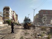 صور .. حملات مكبرة لنظافة وتجميل الميادين والشوارع بمدينة فاقوس وأبو كبير بالشرقية