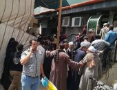 تجمعات بالمئات أمام أحد البنوك بجرجا سوهاج رغم التحذيرات .. صور