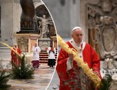 صور.. العالم هذا المساء.. "كورونا" تفجر ابتكارات الكهنة فى احتفالات الكنائس بقداس أحد السعف.. البابا فرانسيس يدعو الناس إلى فعل الخير.. وشرطة بريطانيا تطارد المواطنين بالحدائق لمخالفة إجراءات العزل بسبب الفيروس